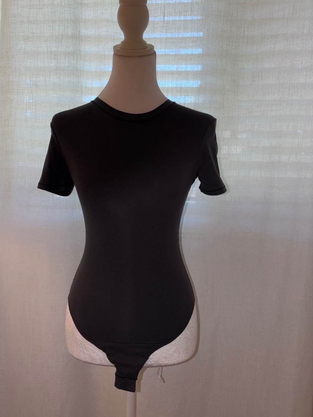 Skims short sleeve bodysuit